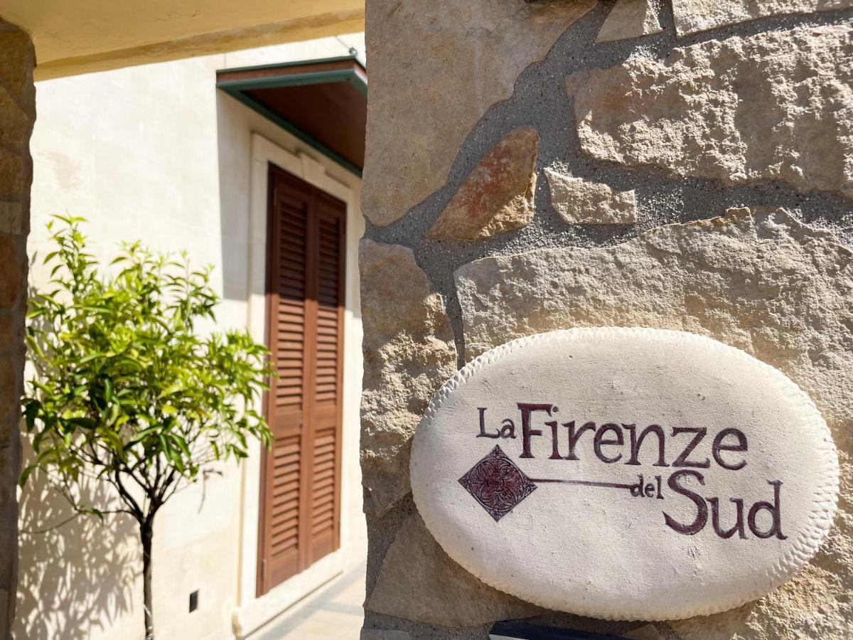 La Firenze Del Sud Bed & Breakfast Lecce Bagian luar foto