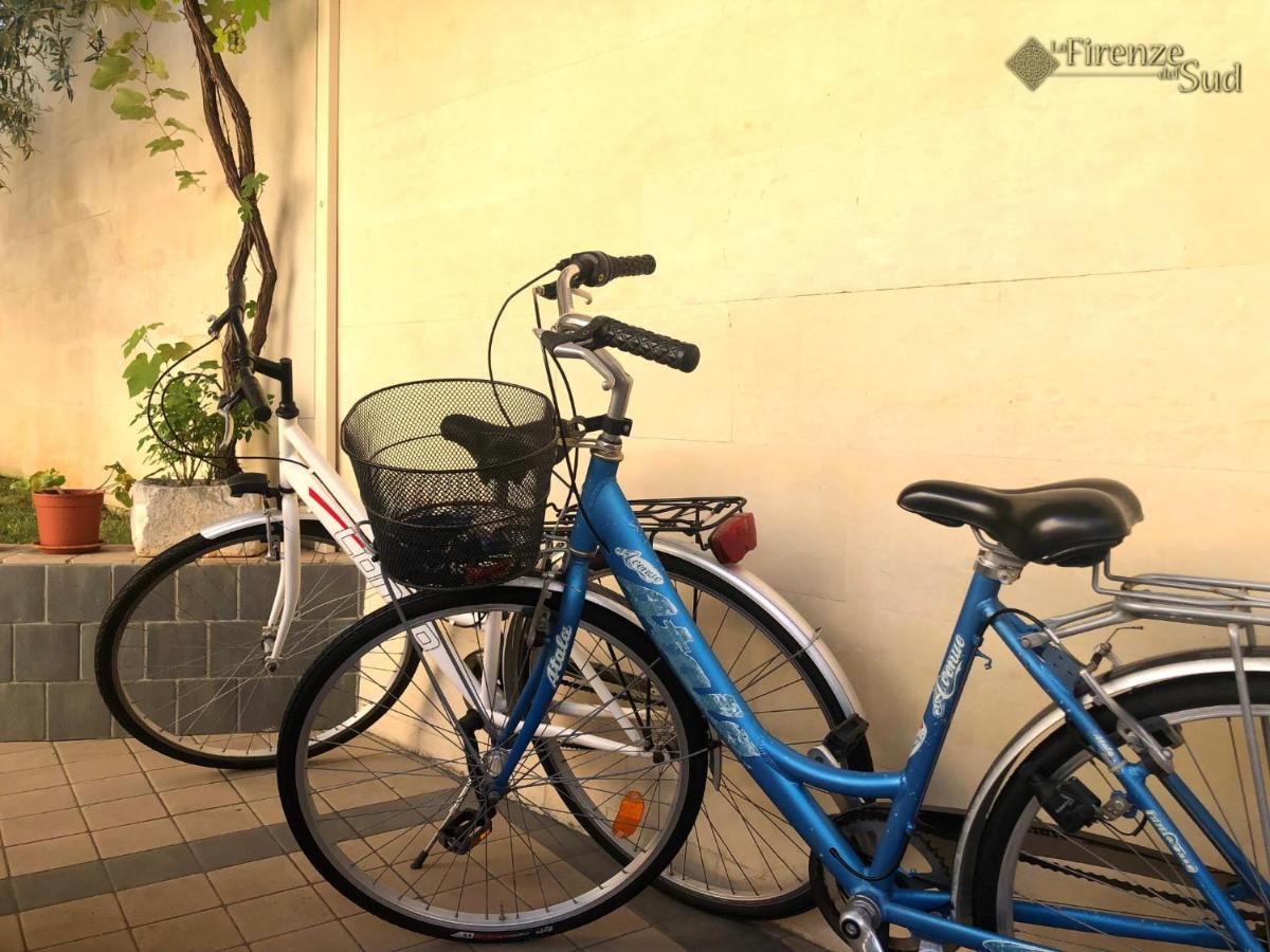 La Firenze Del Sud Bed & Breakfast Lecce Bagian luar foto