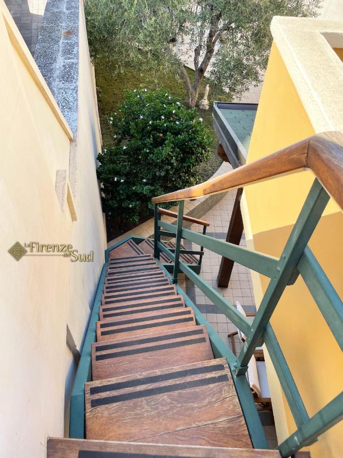 La Firenze Del Sud Bed & Breakfast Lecce Bagian luar foto